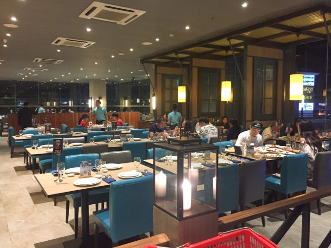 イスラ・スグボの店内写真